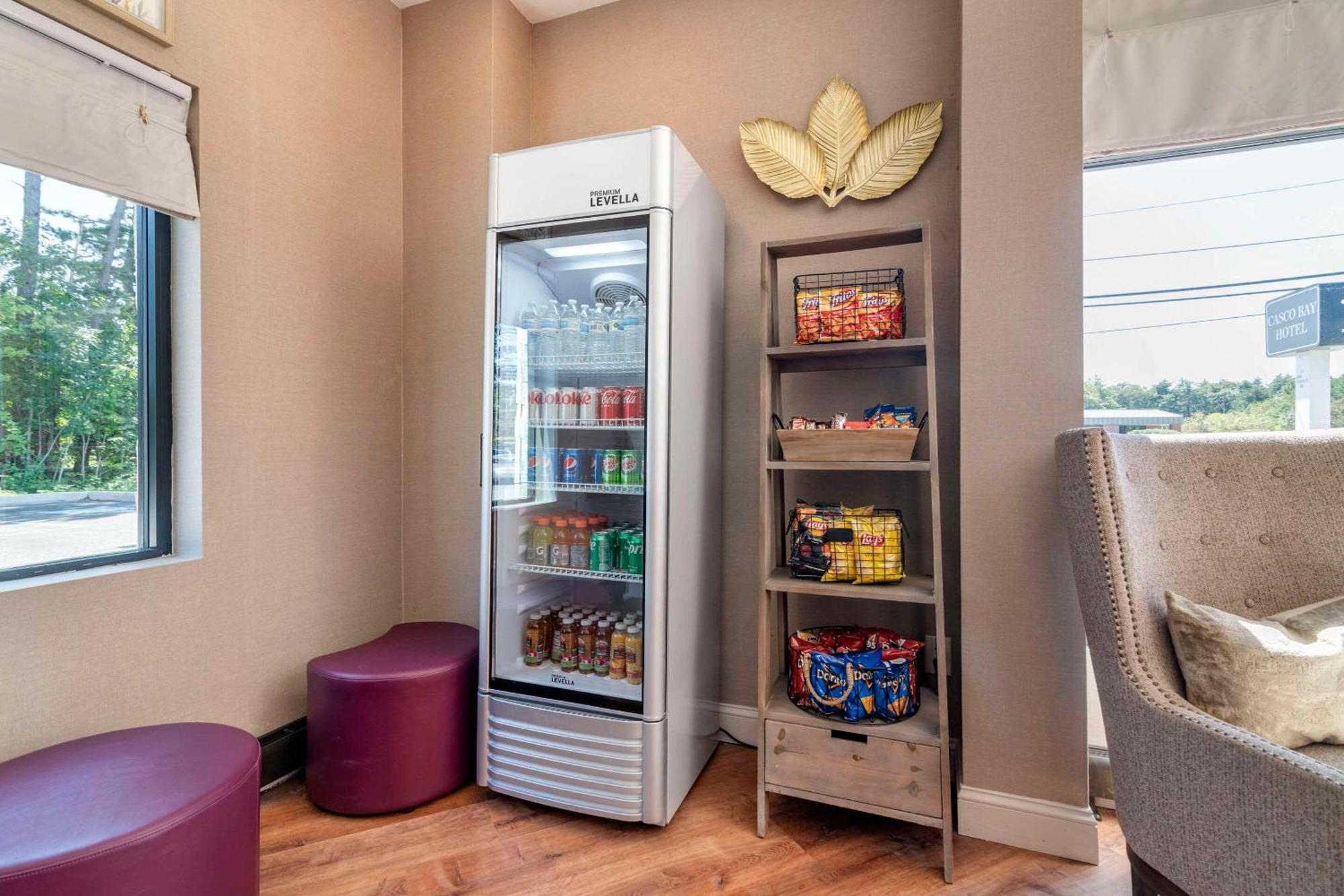 Casco Bay Hotel Portland Airport - Maine Mall, Ascend Hotel Collection 사우스 포틀랜드 외부 사진